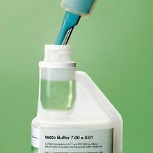 PH-buffer 7.00 in bottle product photo