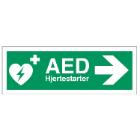 Skilt Hjertestarter AED med h&oslash;jre pil 105x297mm plast product photo