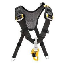 PETZL TOP CROLL Mellkasi heveder, S m&eacute;ret term&eacute;kfot&oacute;
